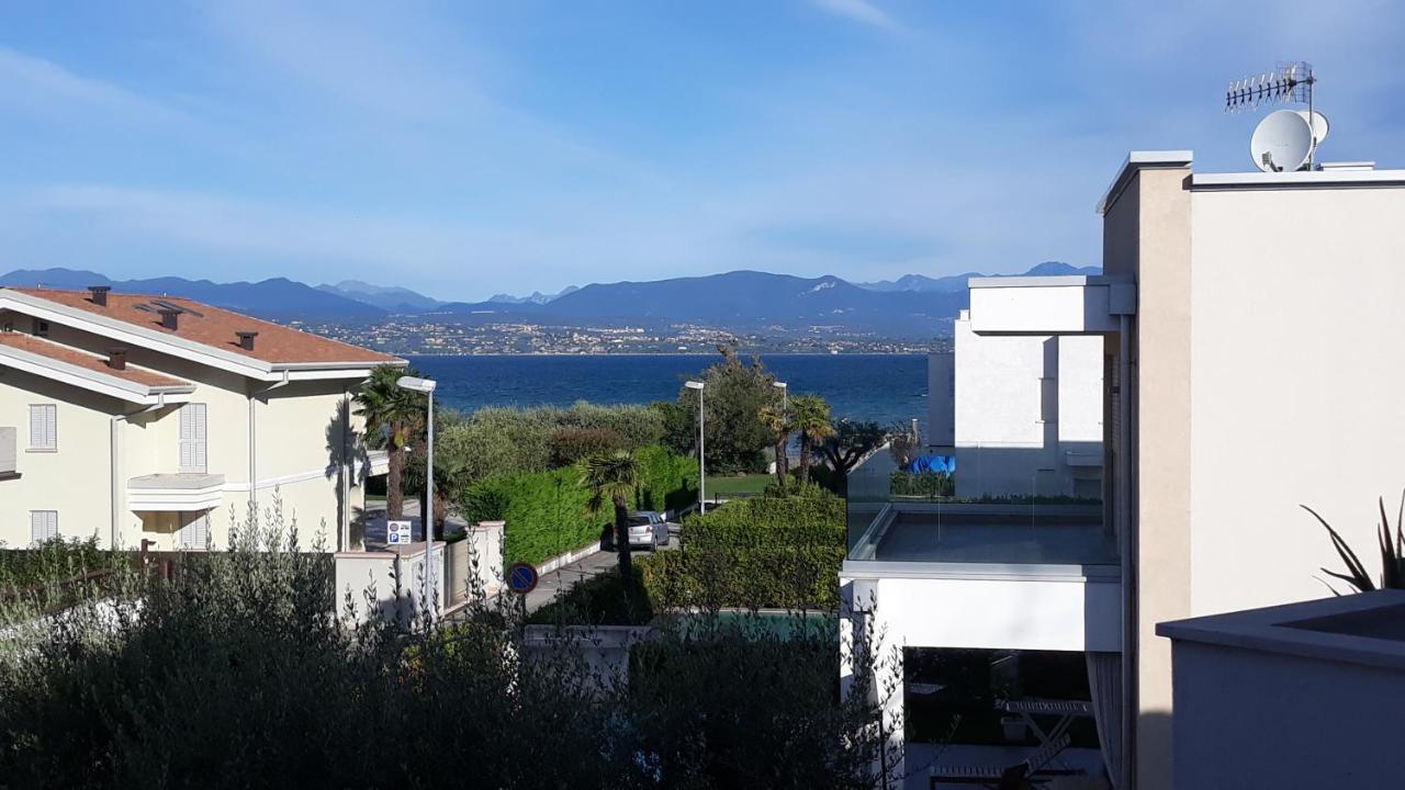 Villetta Daniela - A Due Passi Dalla Spiaggia Sirmione Bagian luar foto